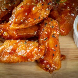 korean fried chicken wings with sauce